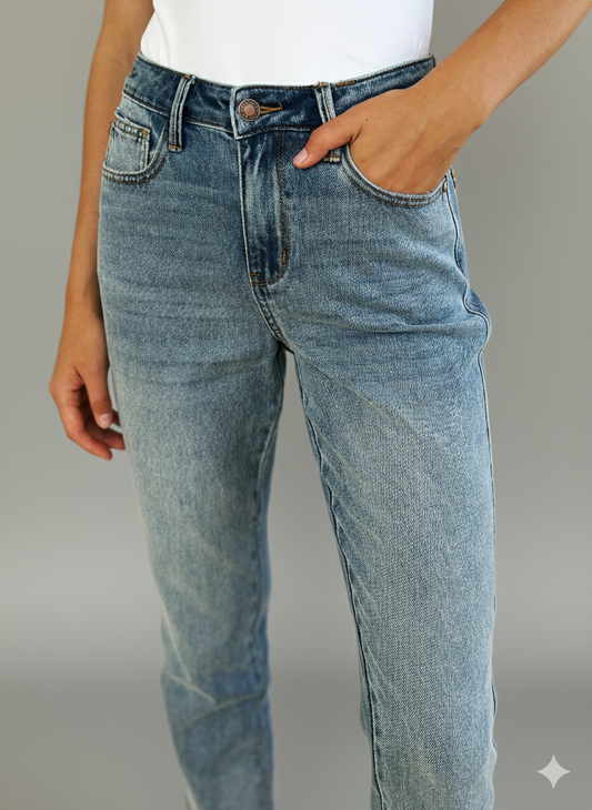 Stylish Mid-Rise Rigid Denim Jeans with Raw Hem Accent